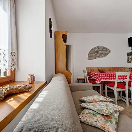 Lake Como Cottage Apartment Gravedona